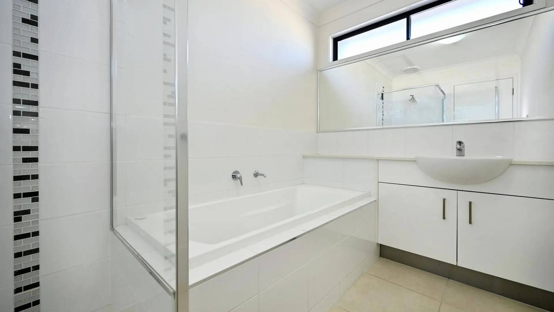 Stylish Maroochydore Delight - 3 Bed, 2 Bath Casa vacanze