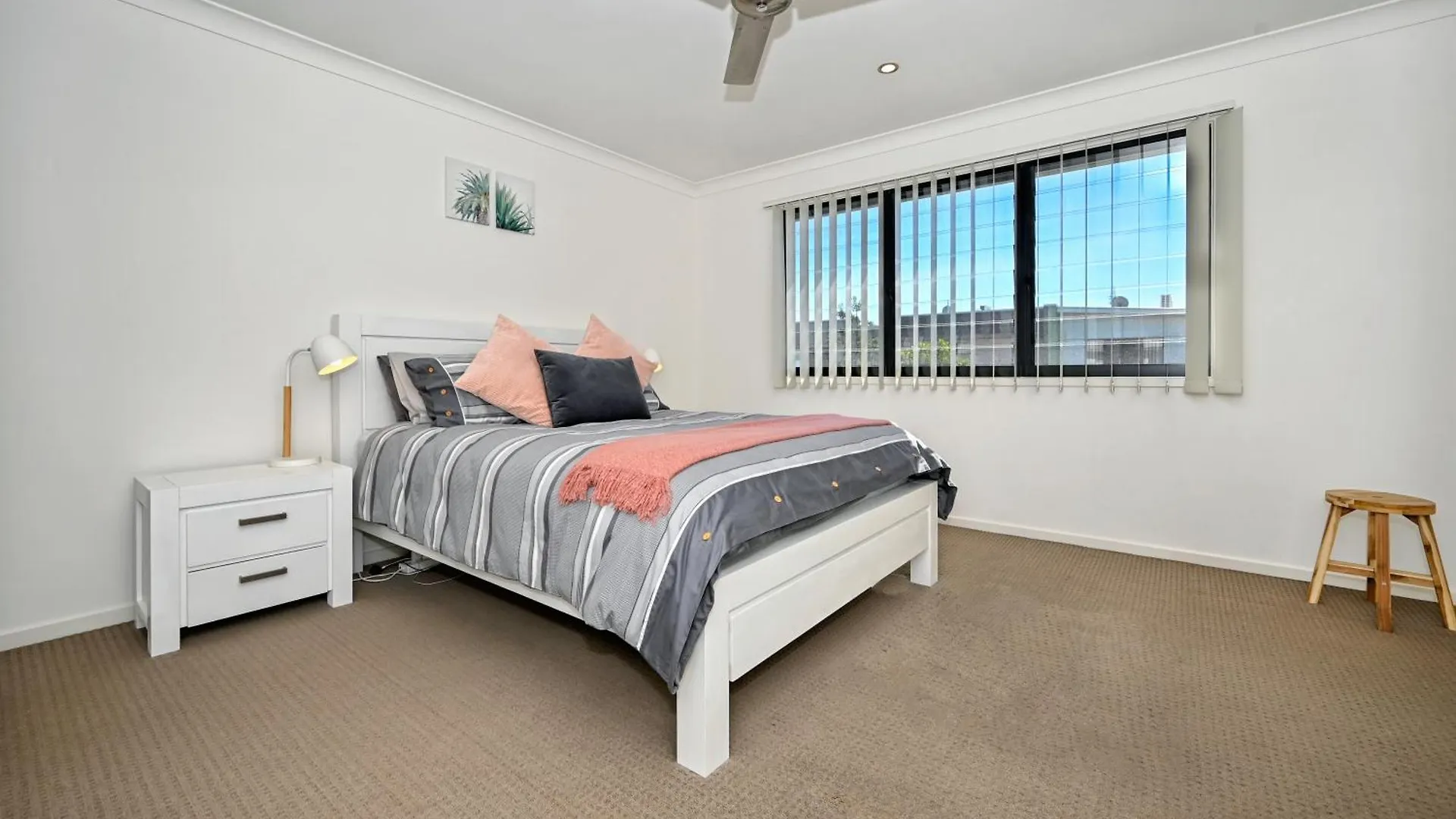 Holiday home Stylish Maroochydore Delight - 3 Bed, 2 Bath Australia